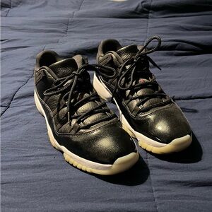 Air Jordan 11 Low 72-10